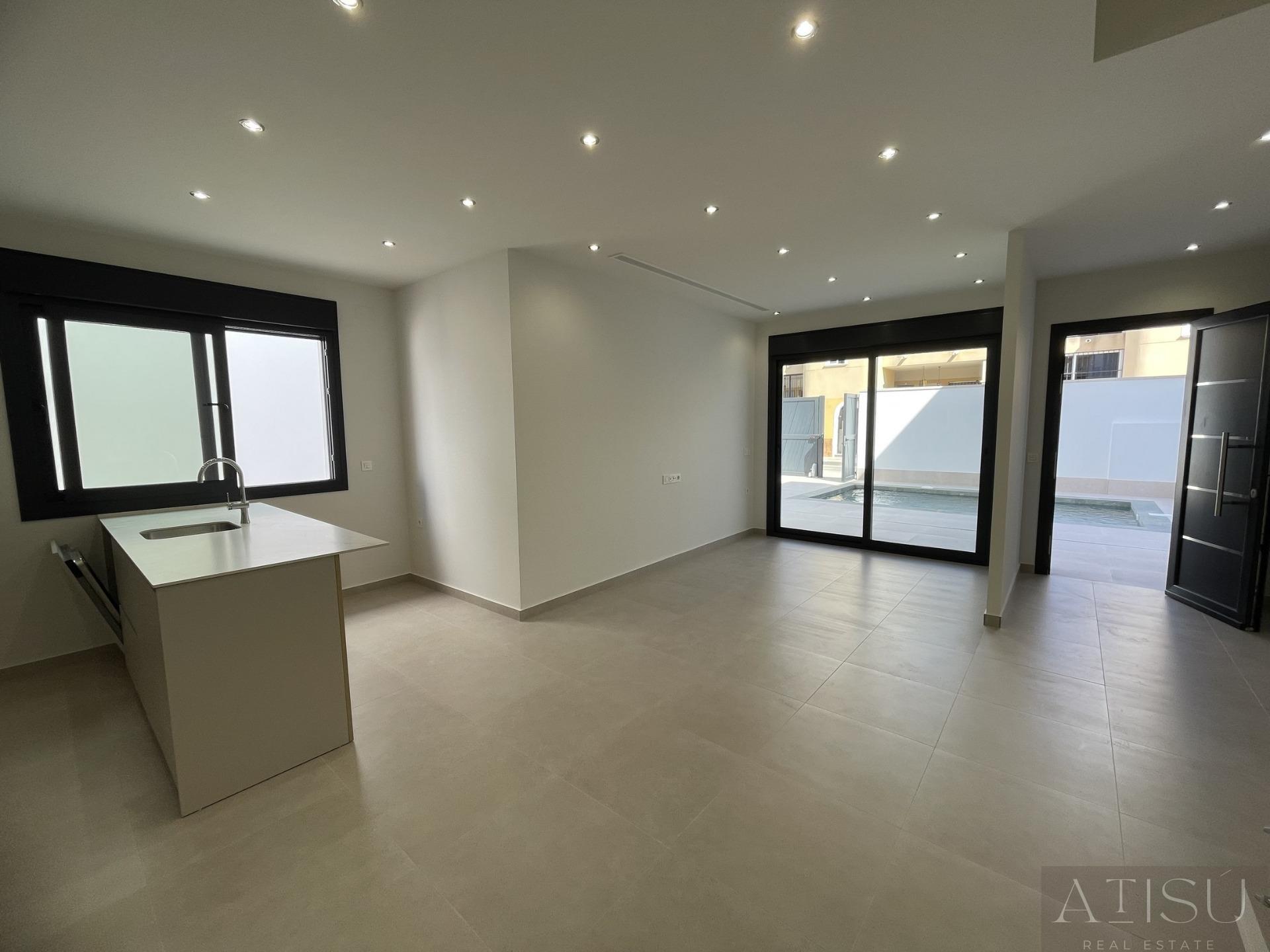 Venta de villa en Almoradi