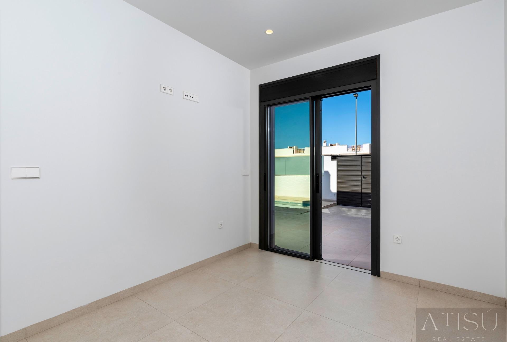 Venta de bungalow en Pilar de la horadada