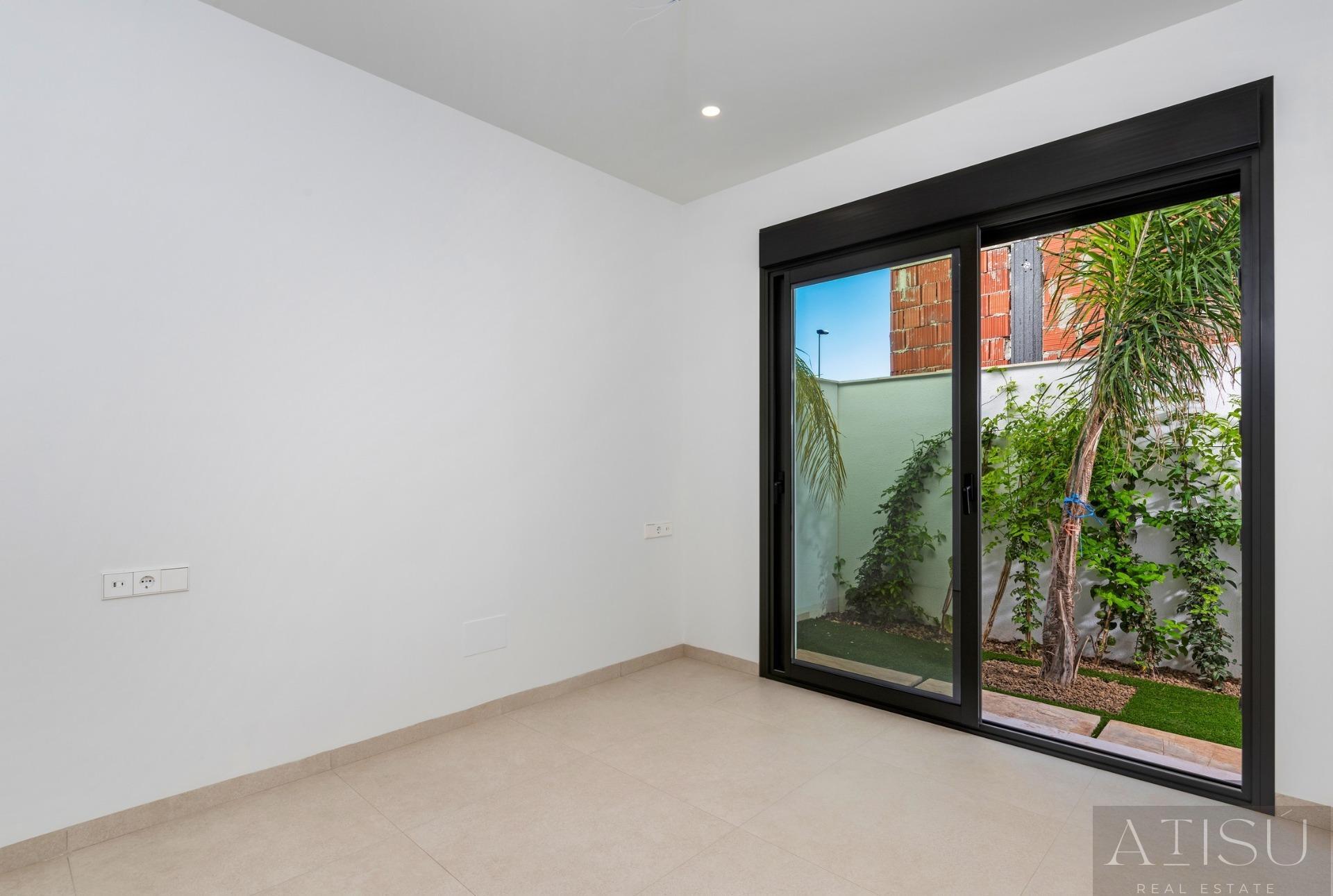 Venta de bungalow en Pilar de la horadada