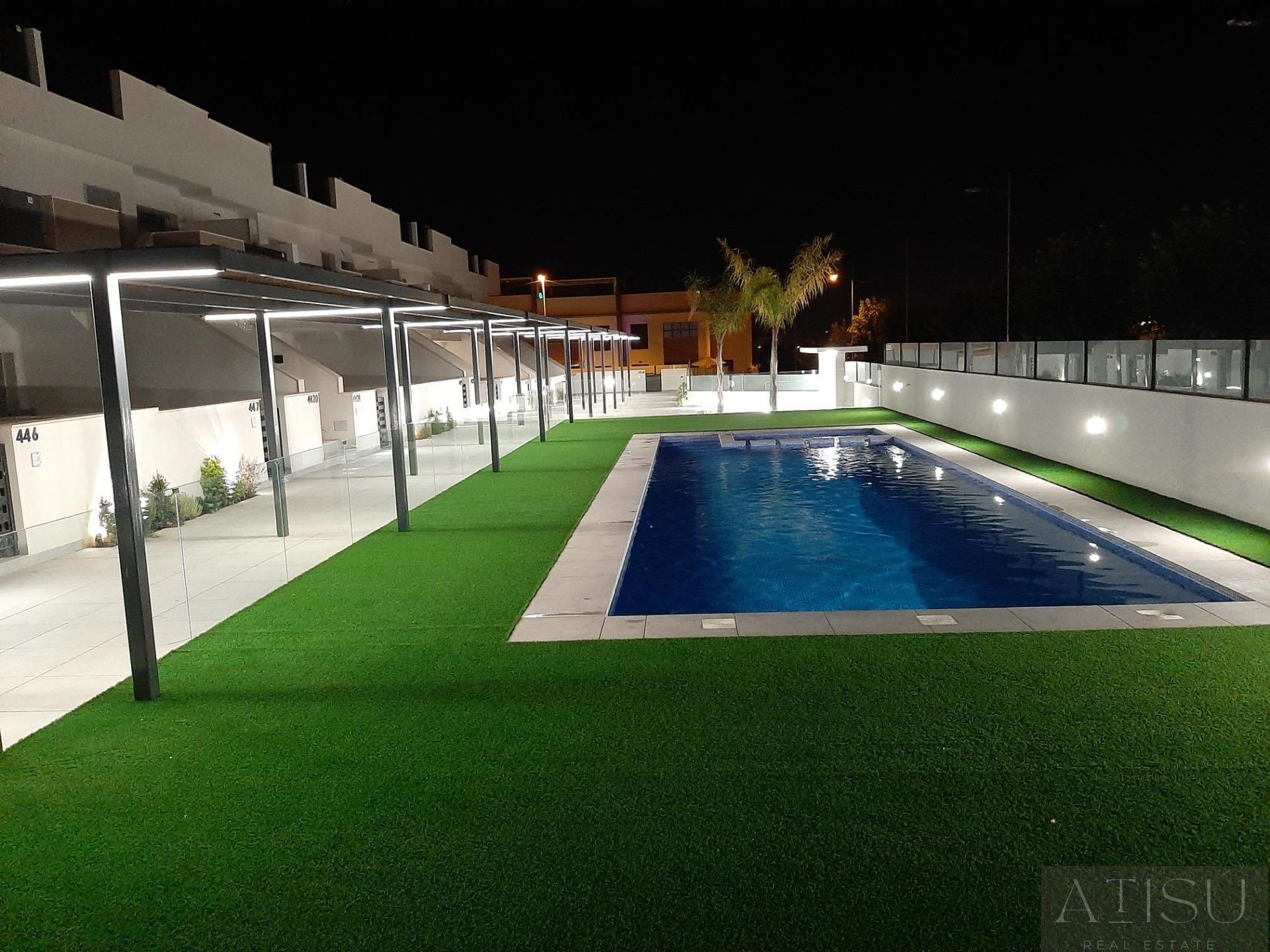 Venta de villa en Pilar de la horadada