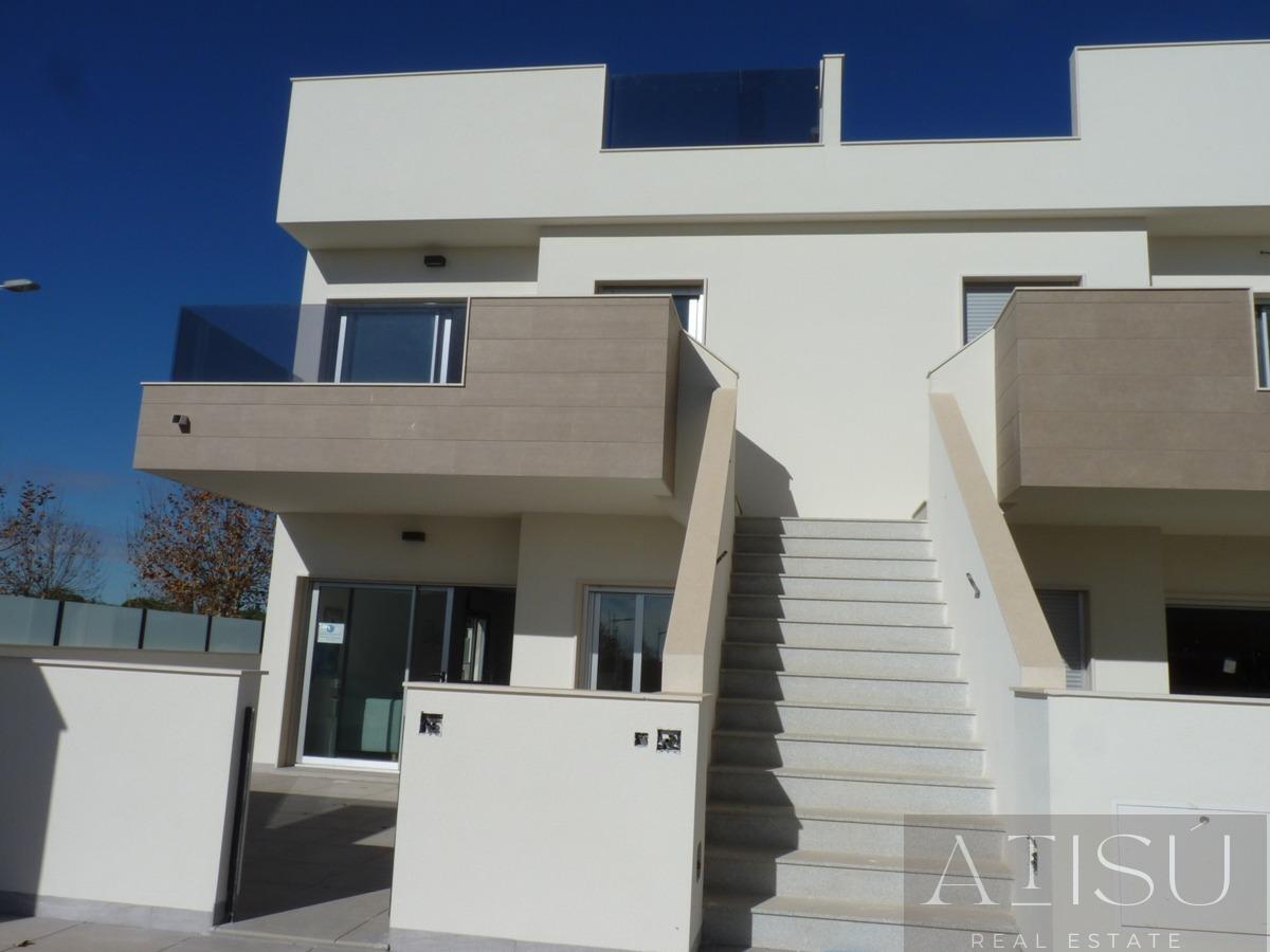 Venta de villa en Pilar de la horadada