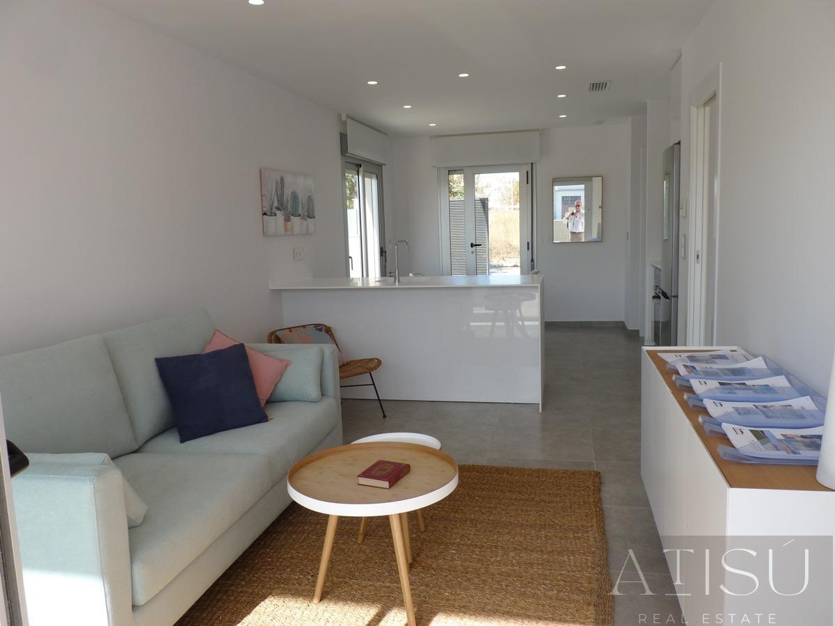 Venta de villa en Pilar de la horadada