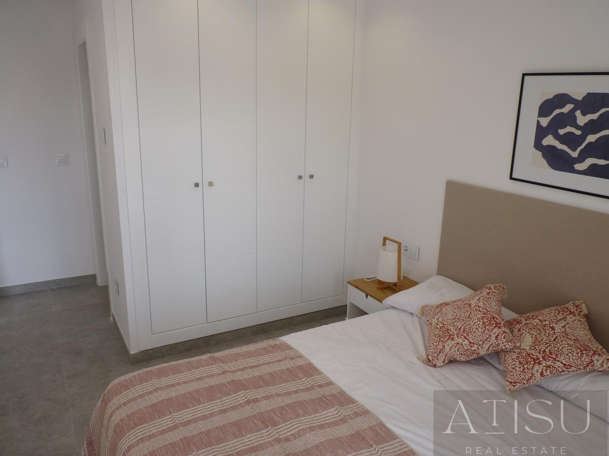 Venta de villa en Pilar de la horadada