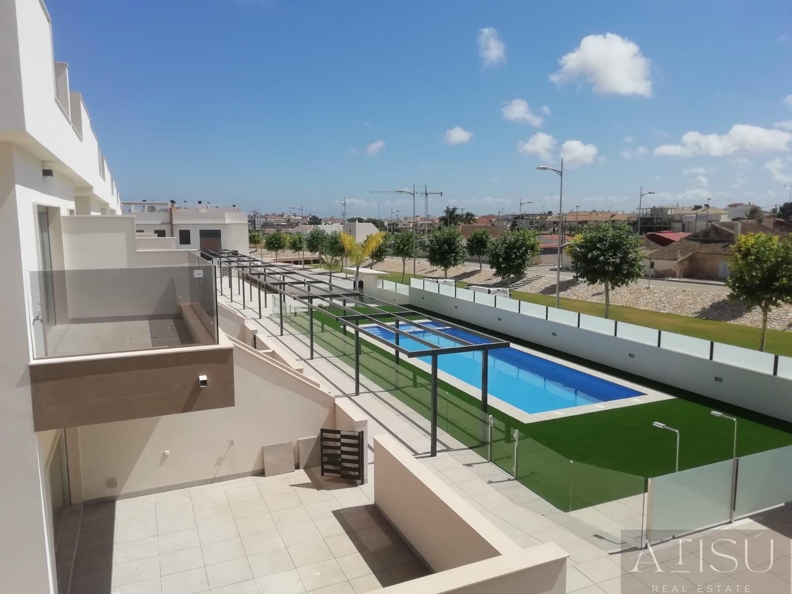 Venta de villa en Pilar de la horadada