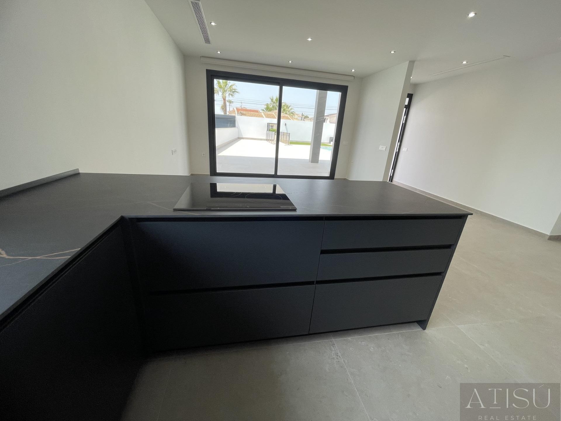 Venta de villa en Rojales