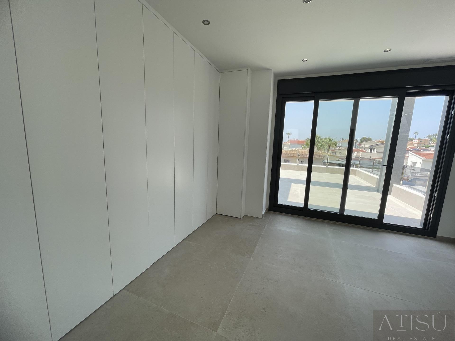 Venta de villa en Rojales