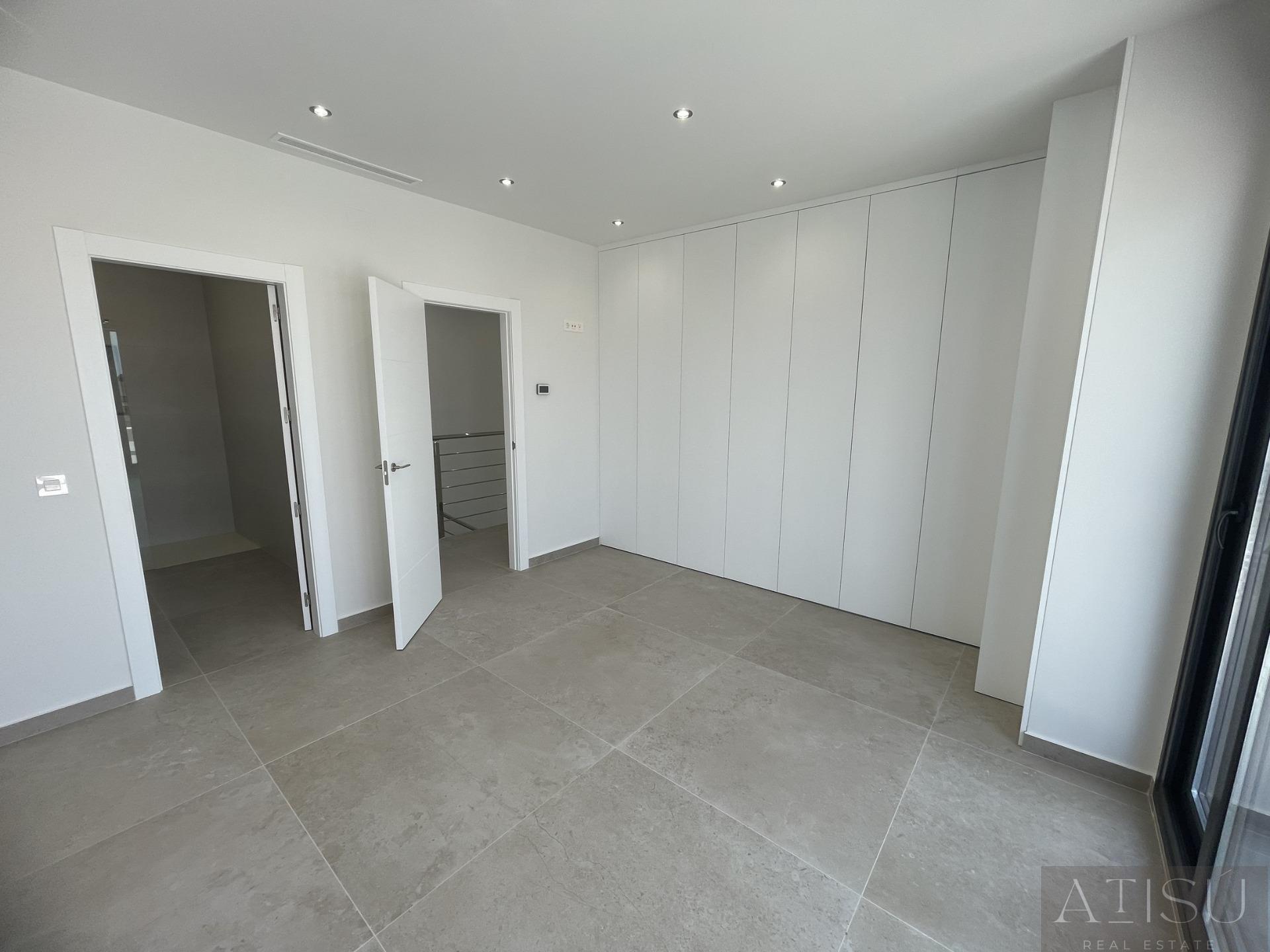Venta de villa en Rojales