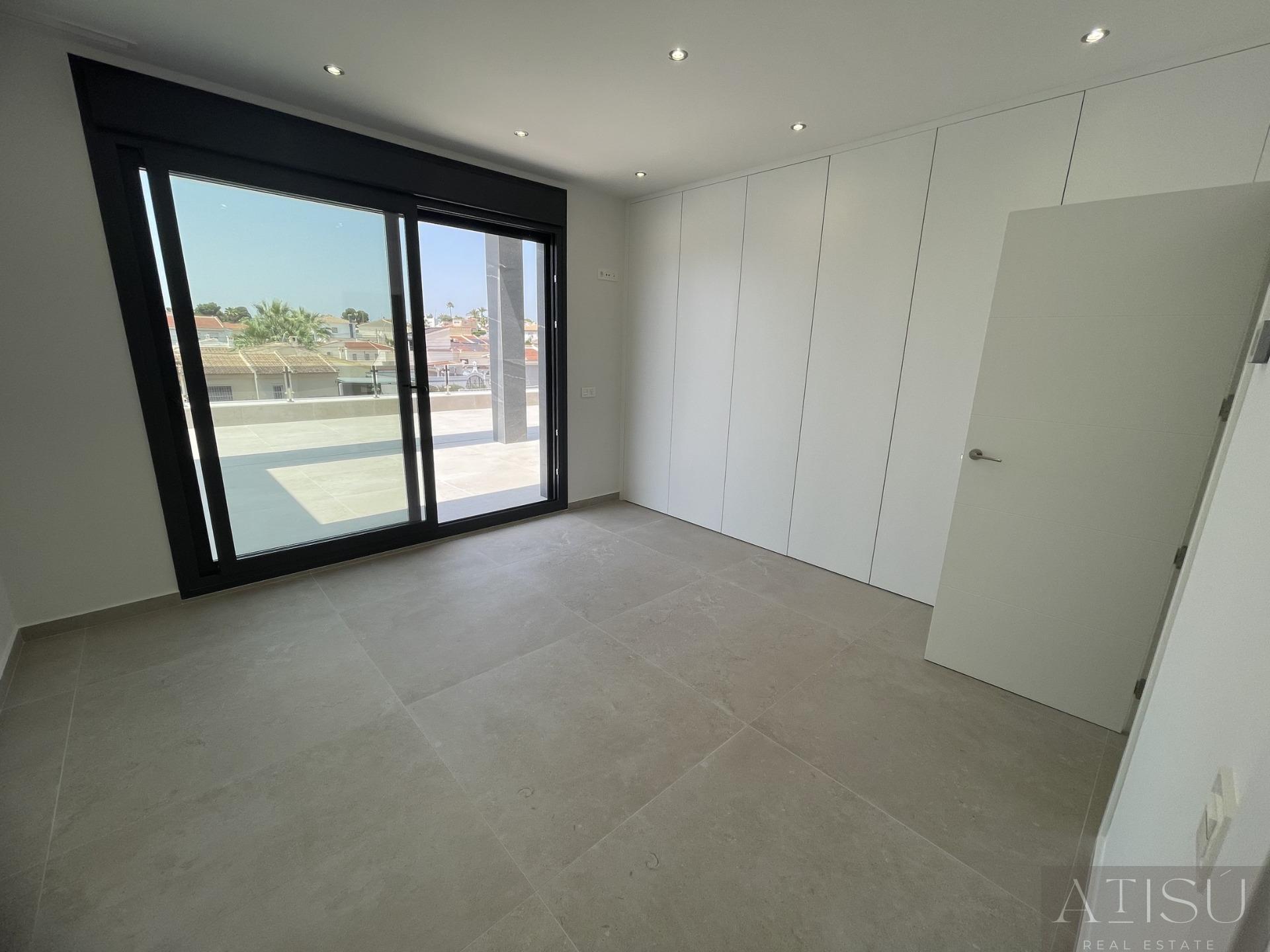 Venta de villa en Rojales