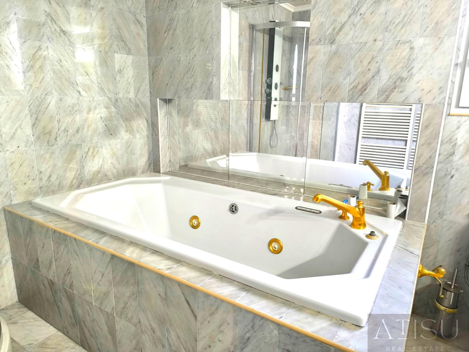 Venta de villa en Benidorm