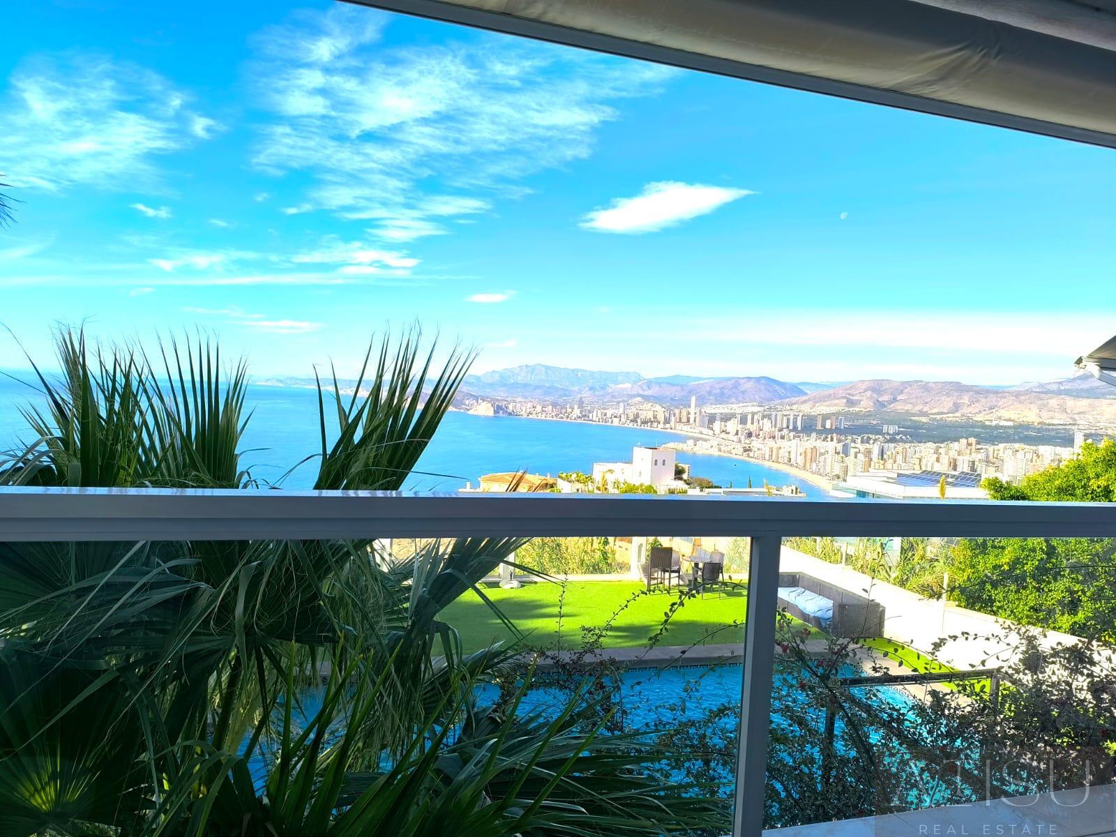 Venta de villa en Benidorm
