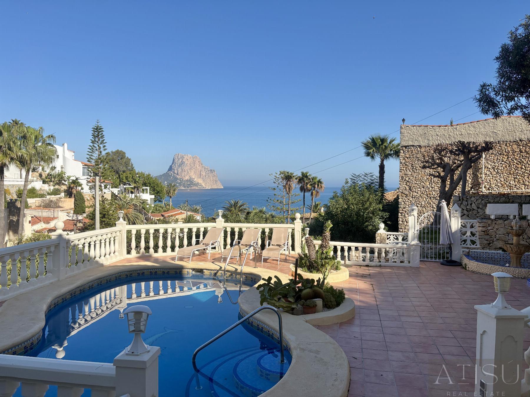 For sale of villa in Calpe