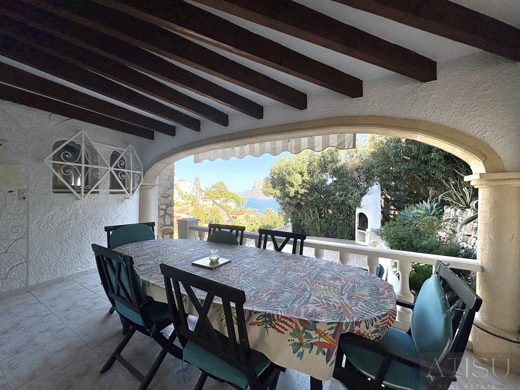 For sale of villa in Calpe