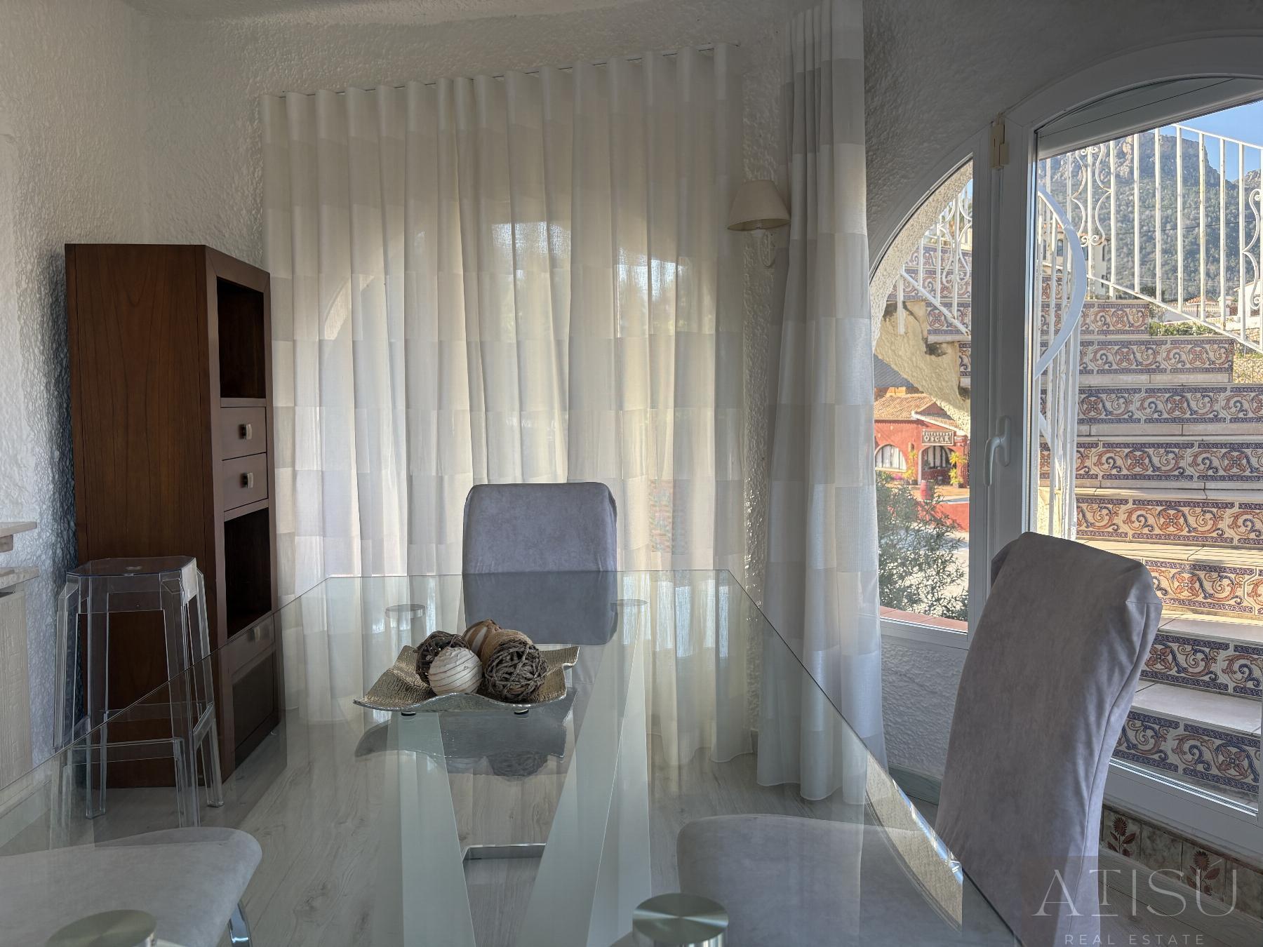 For sale of villa in Calpe