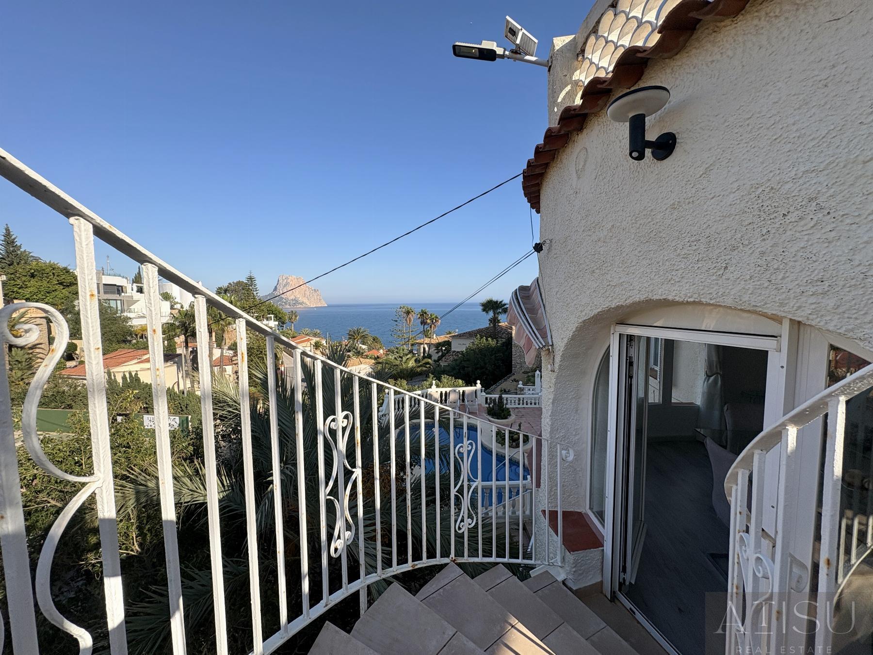 For sale of villa in Calpe