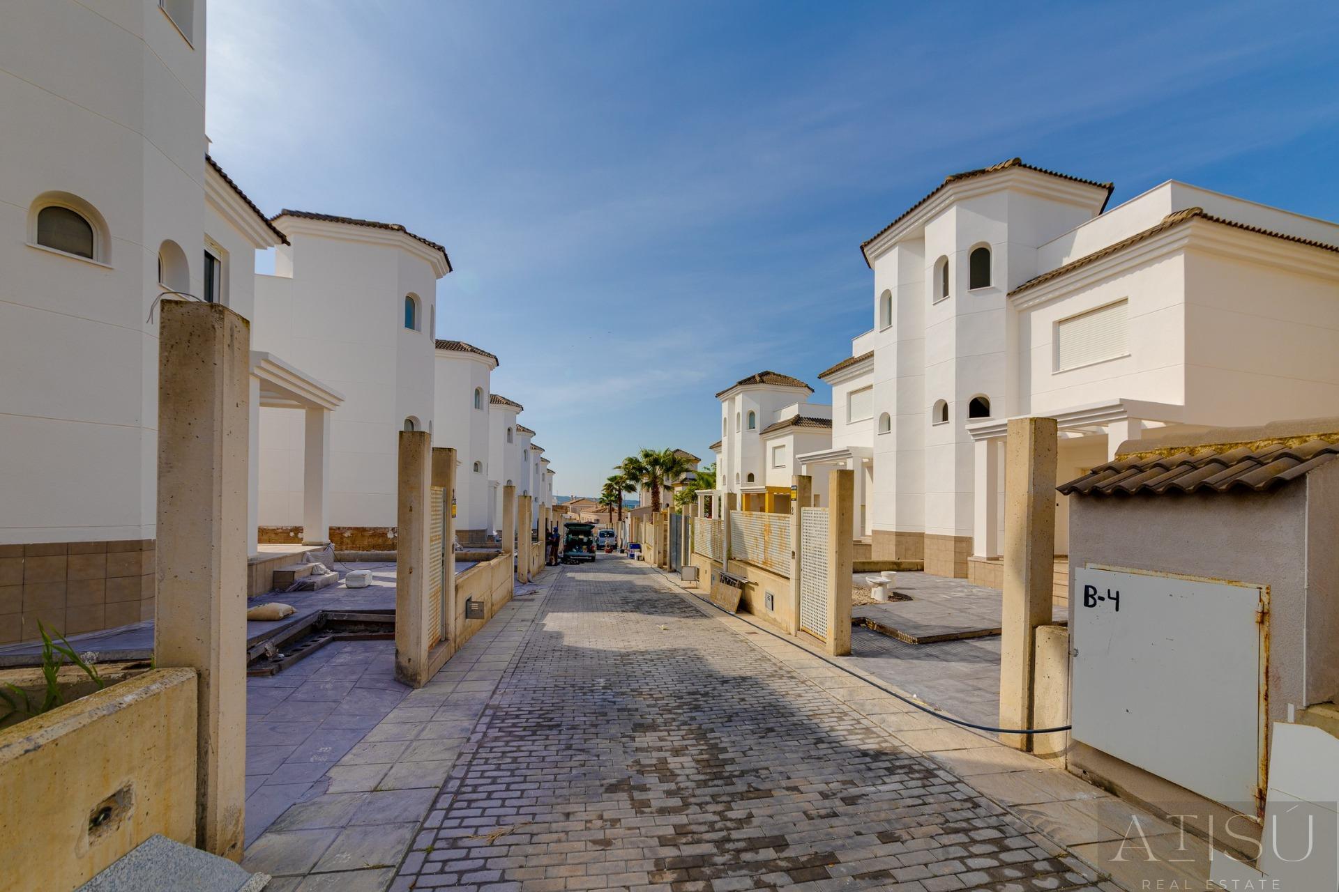 Venta de villa en San fulgencio