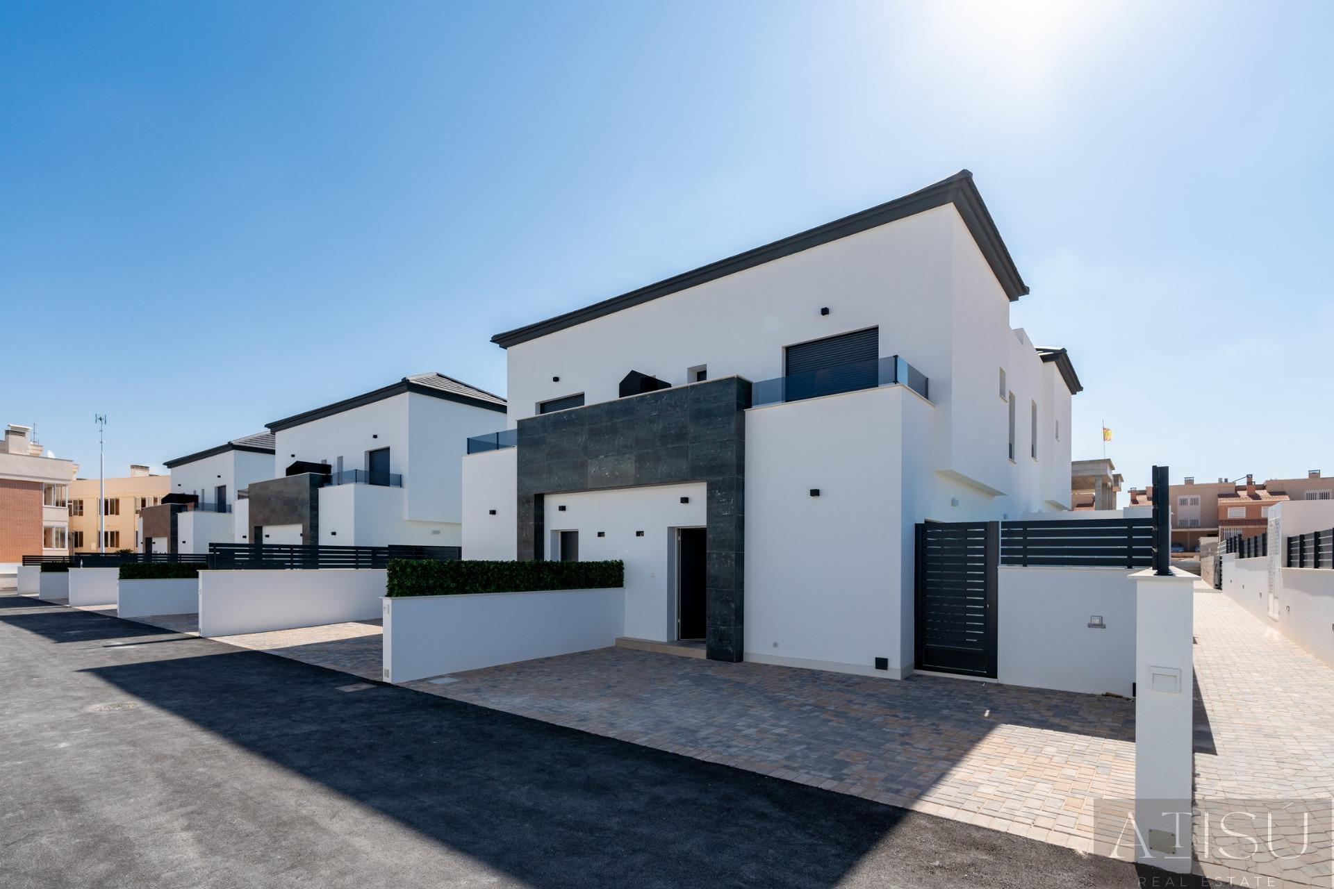 Venta de villa en Gran alacant