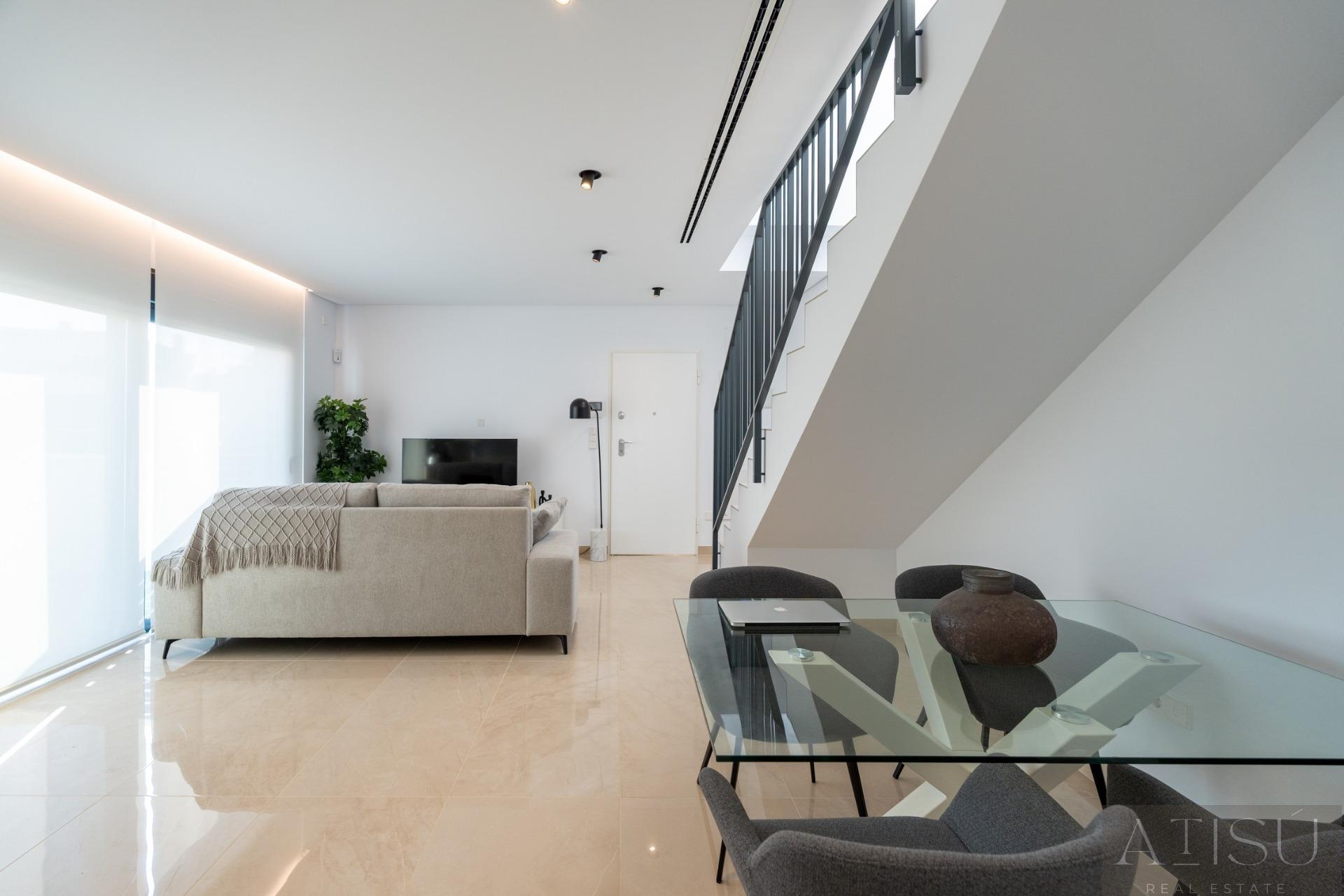 Venta de villa en La marina