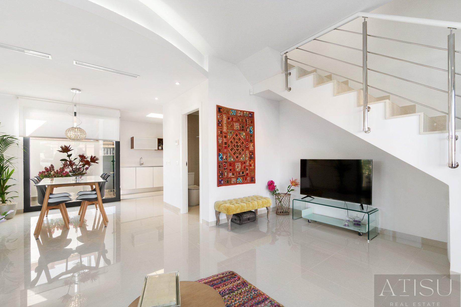 For sale of villa in Los montesinos