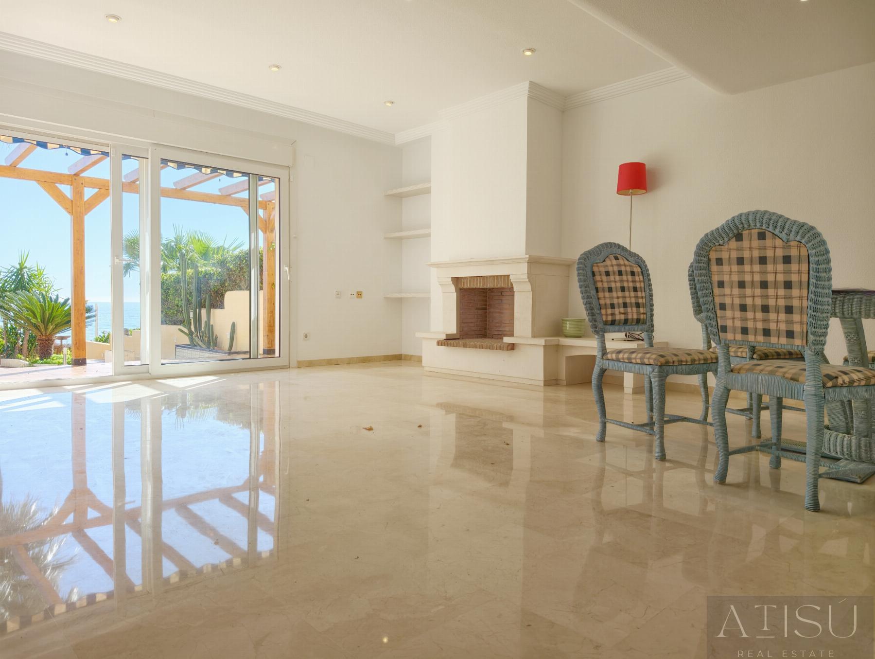 For sale of bungalow in El Campello