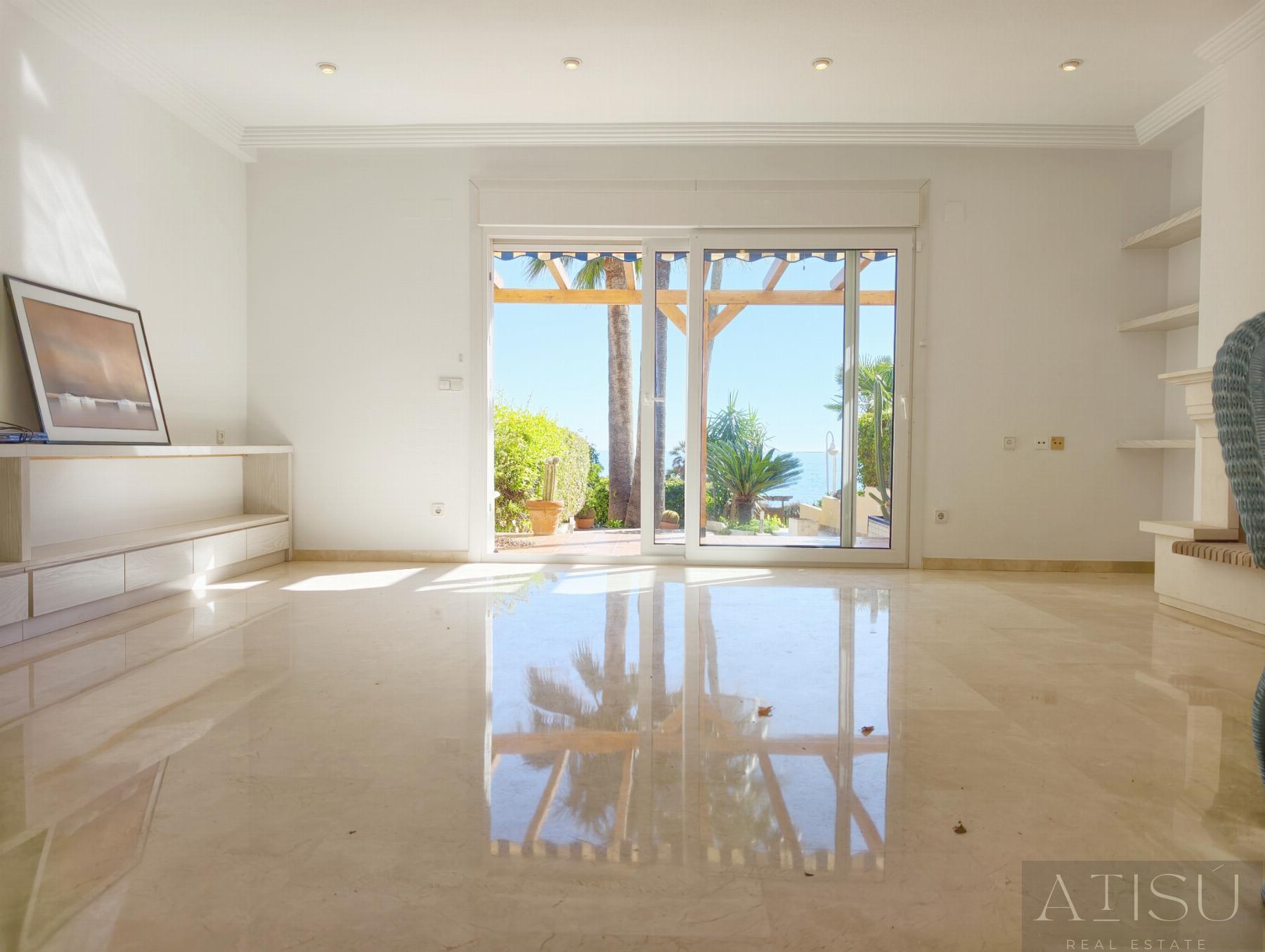 For sale of bungalow in El Campello