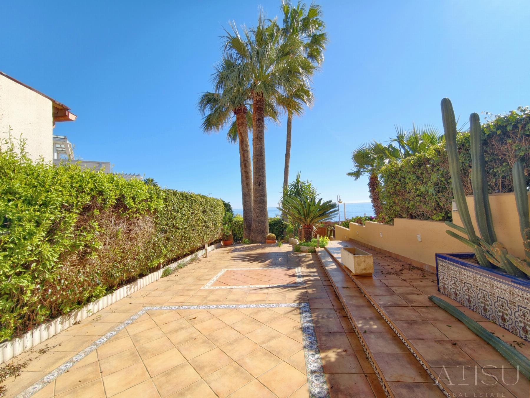 For sale of bungalow in El Campello