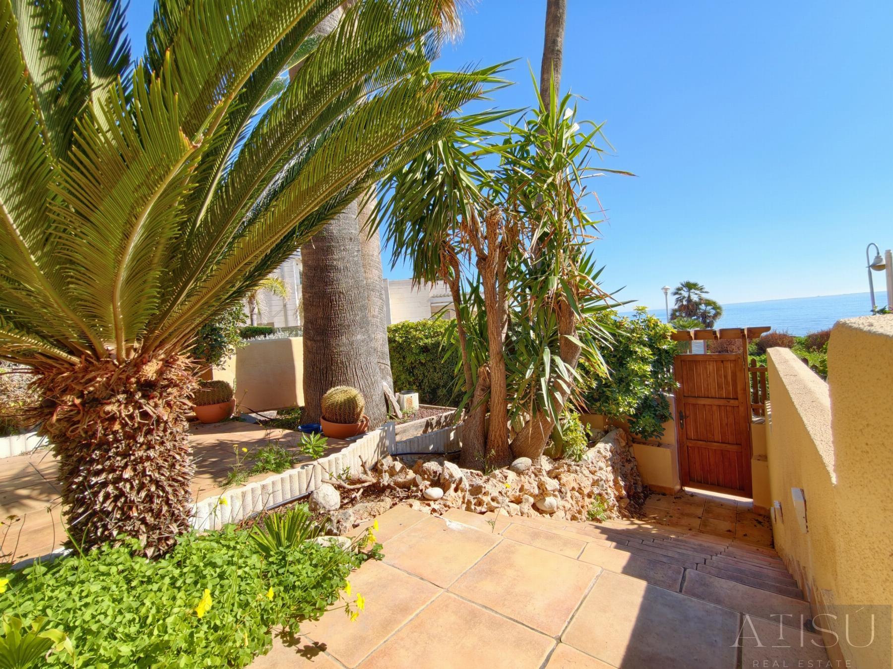 For sale of bungalow in El Campello