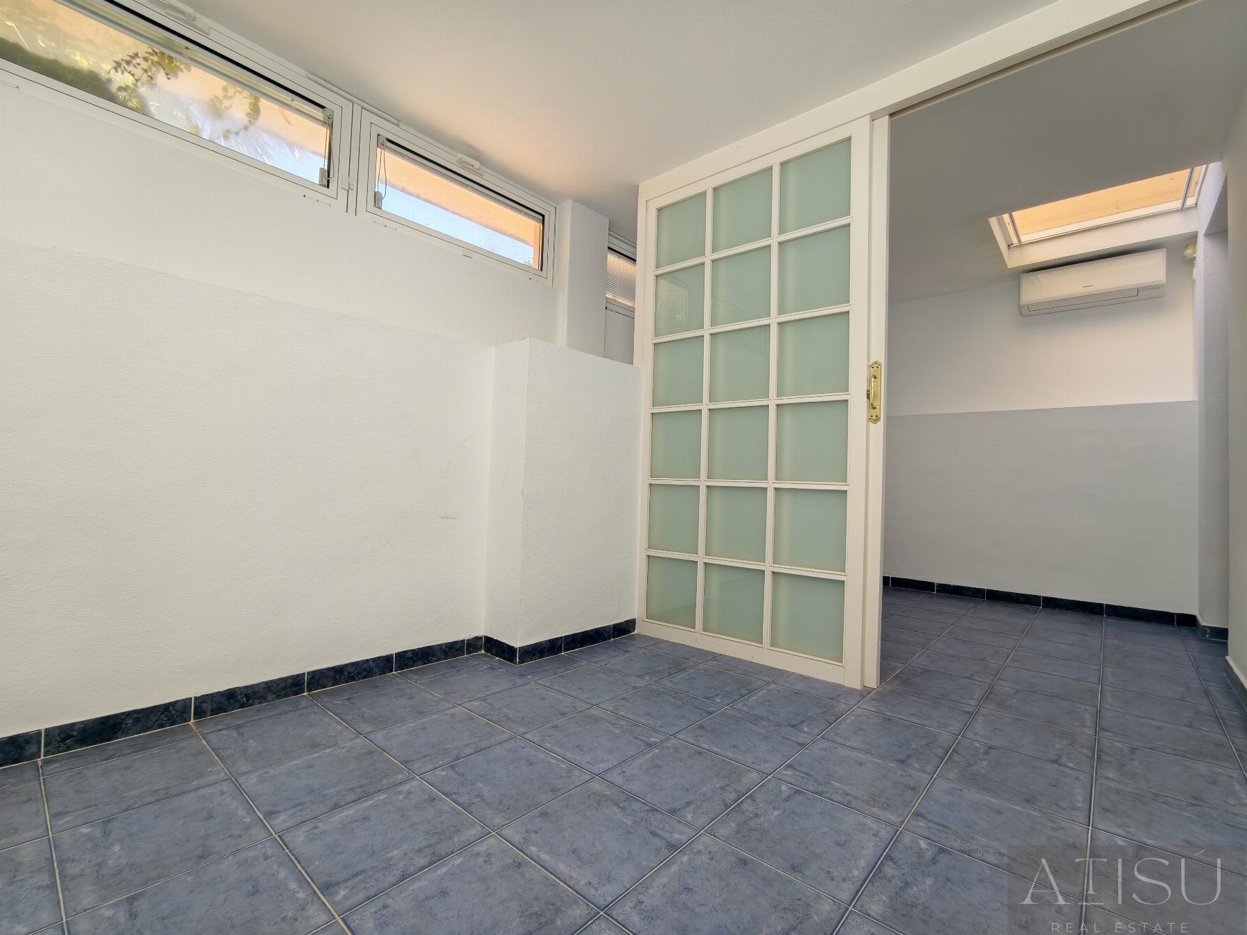 For sale of bungalow in El Campello