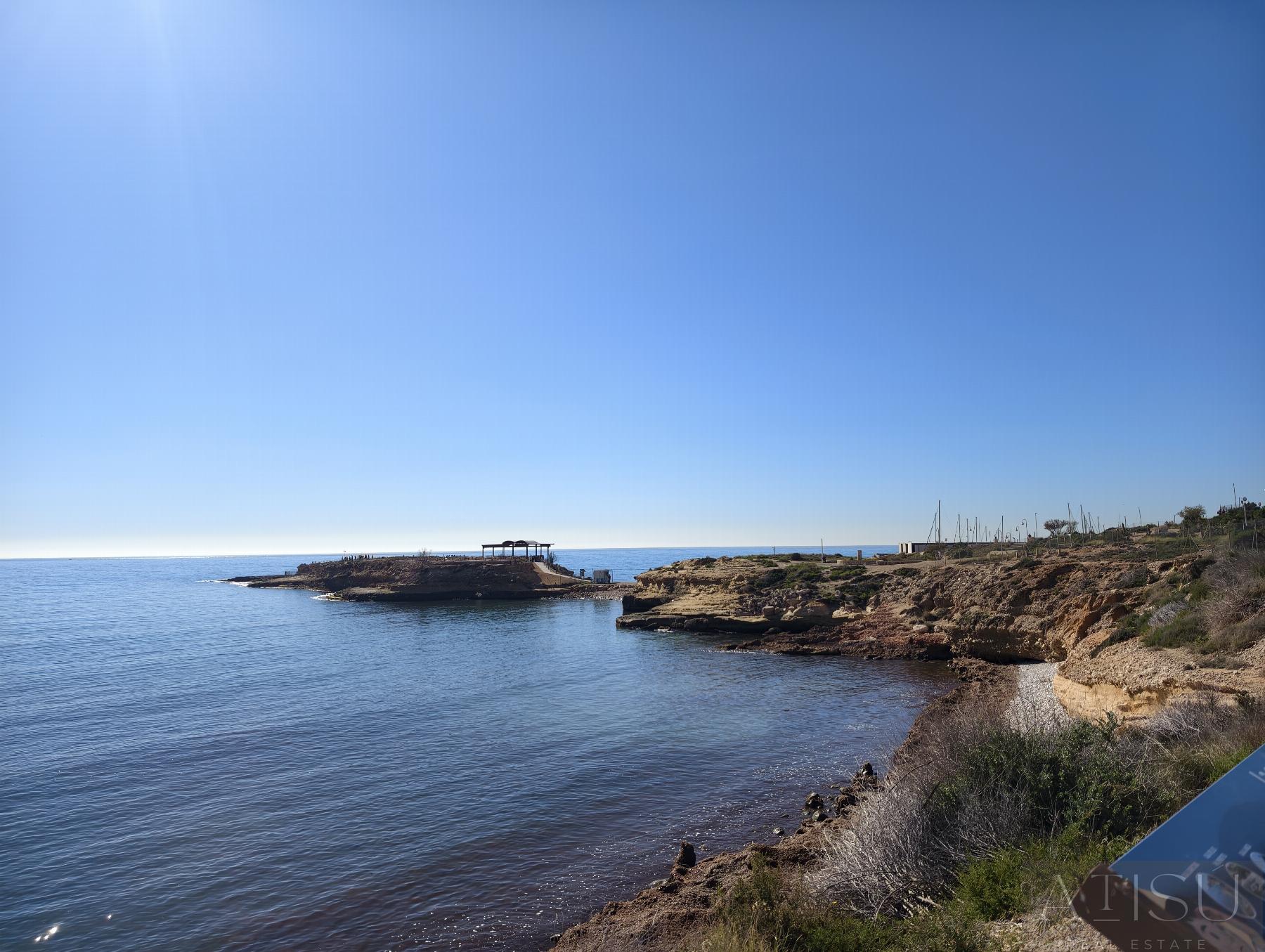 For sale of bungalow in El Campello