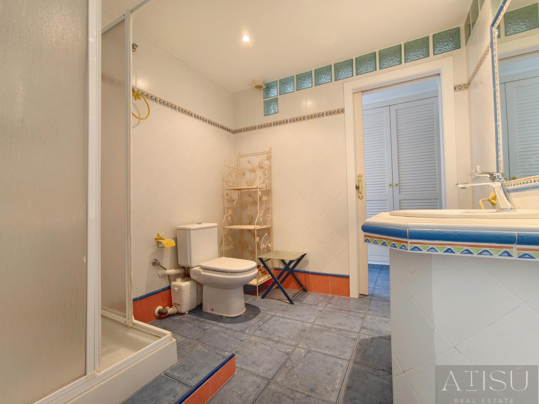 For sale of bungalow in El Campello