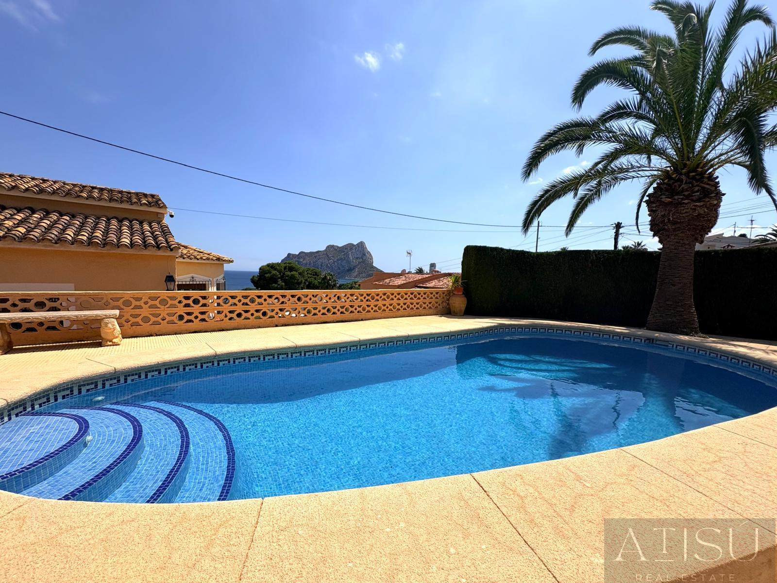 For sale of chalet in Calpe
