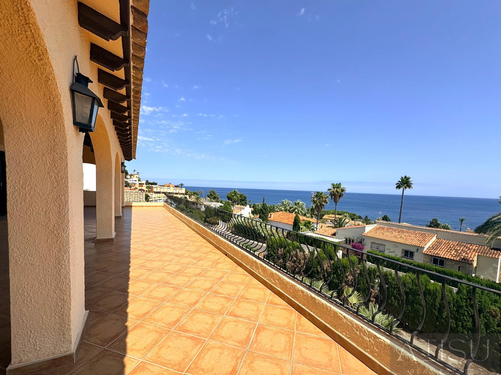 For sale of chalet in Calpe