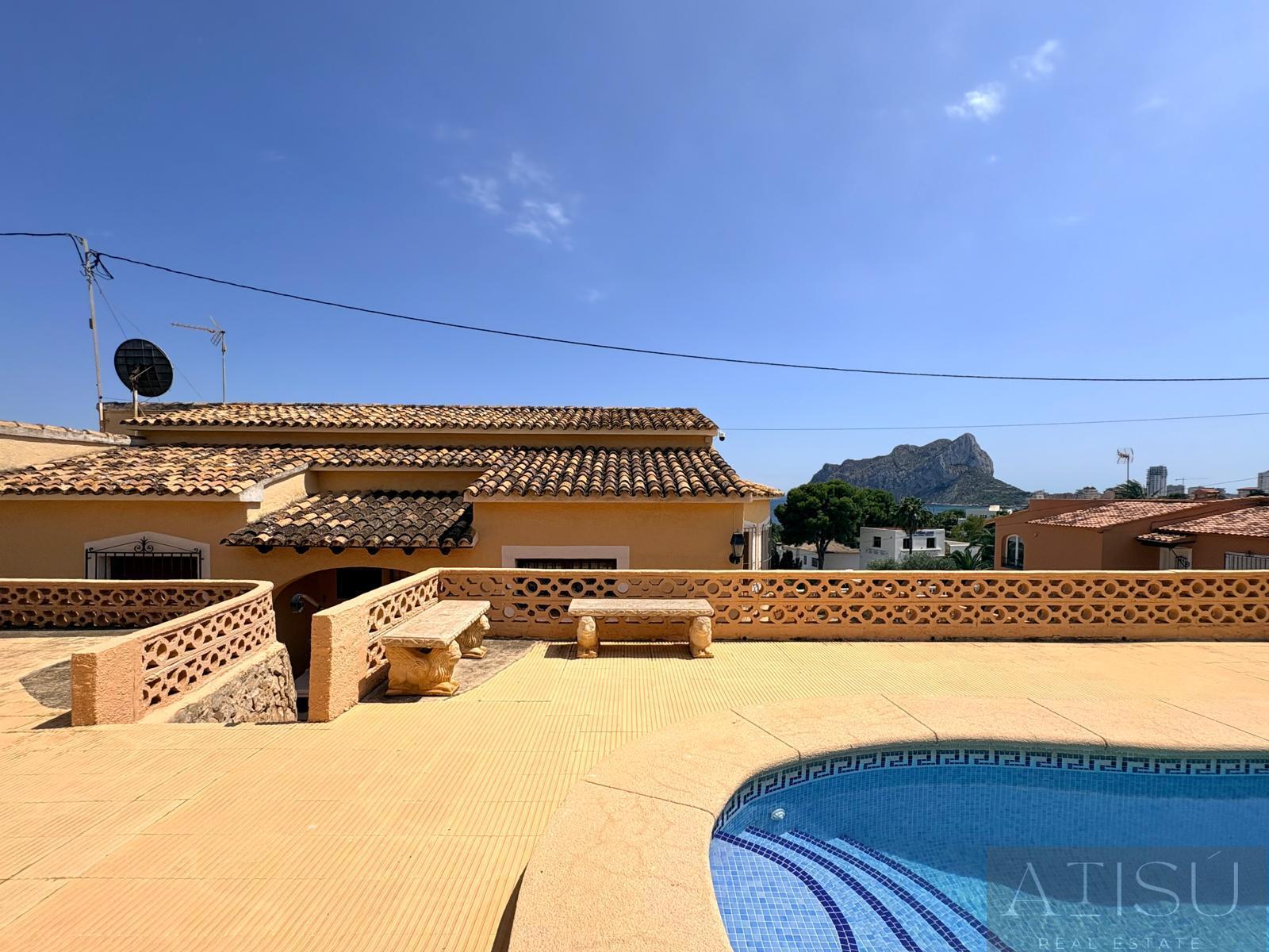 For sale of chalet in Calpe