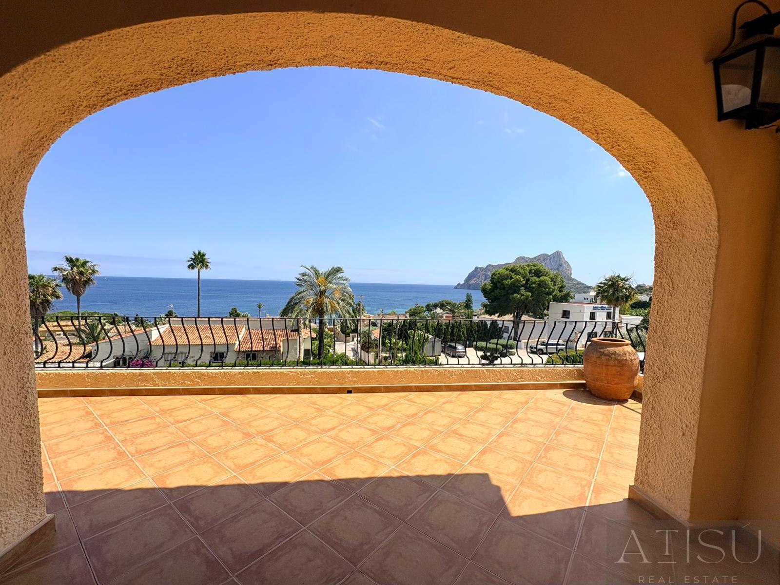 For sale of chalet in Calpe