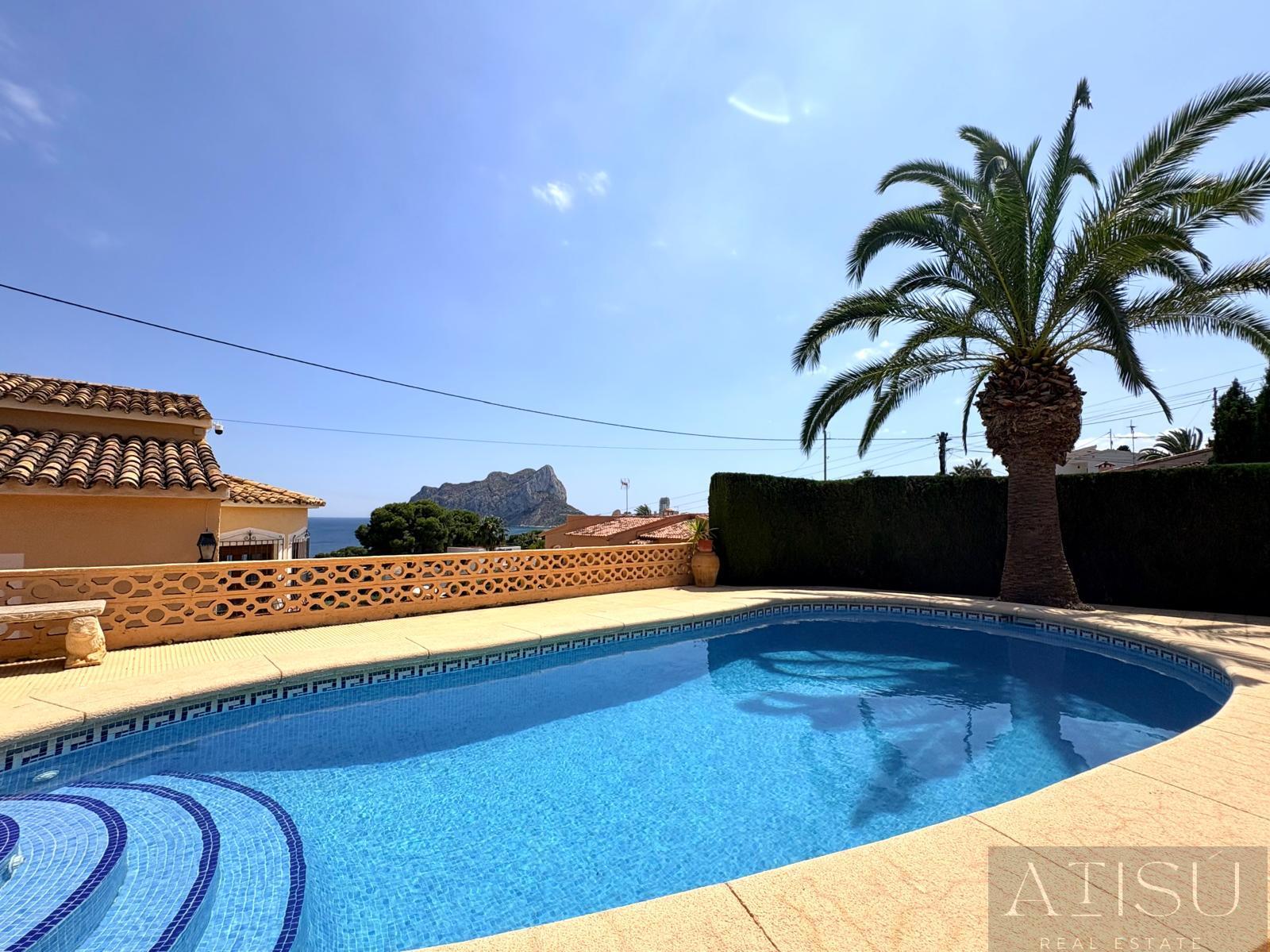 For sale of chalet in Calpe