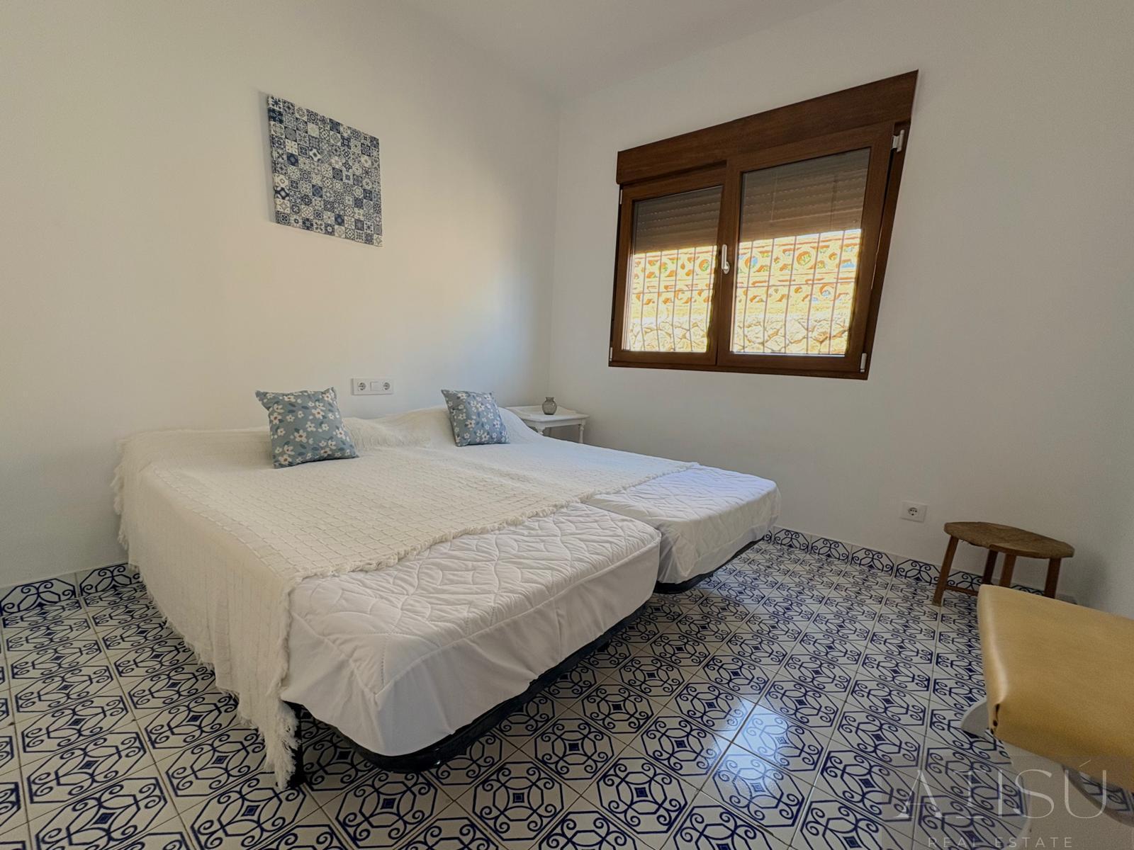 For sale of chalet in Calpe