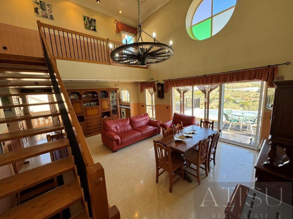 Venta de villa en Callosa d En Sarrià