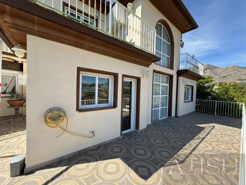 Venta de villa en Callosa d En Sarrià