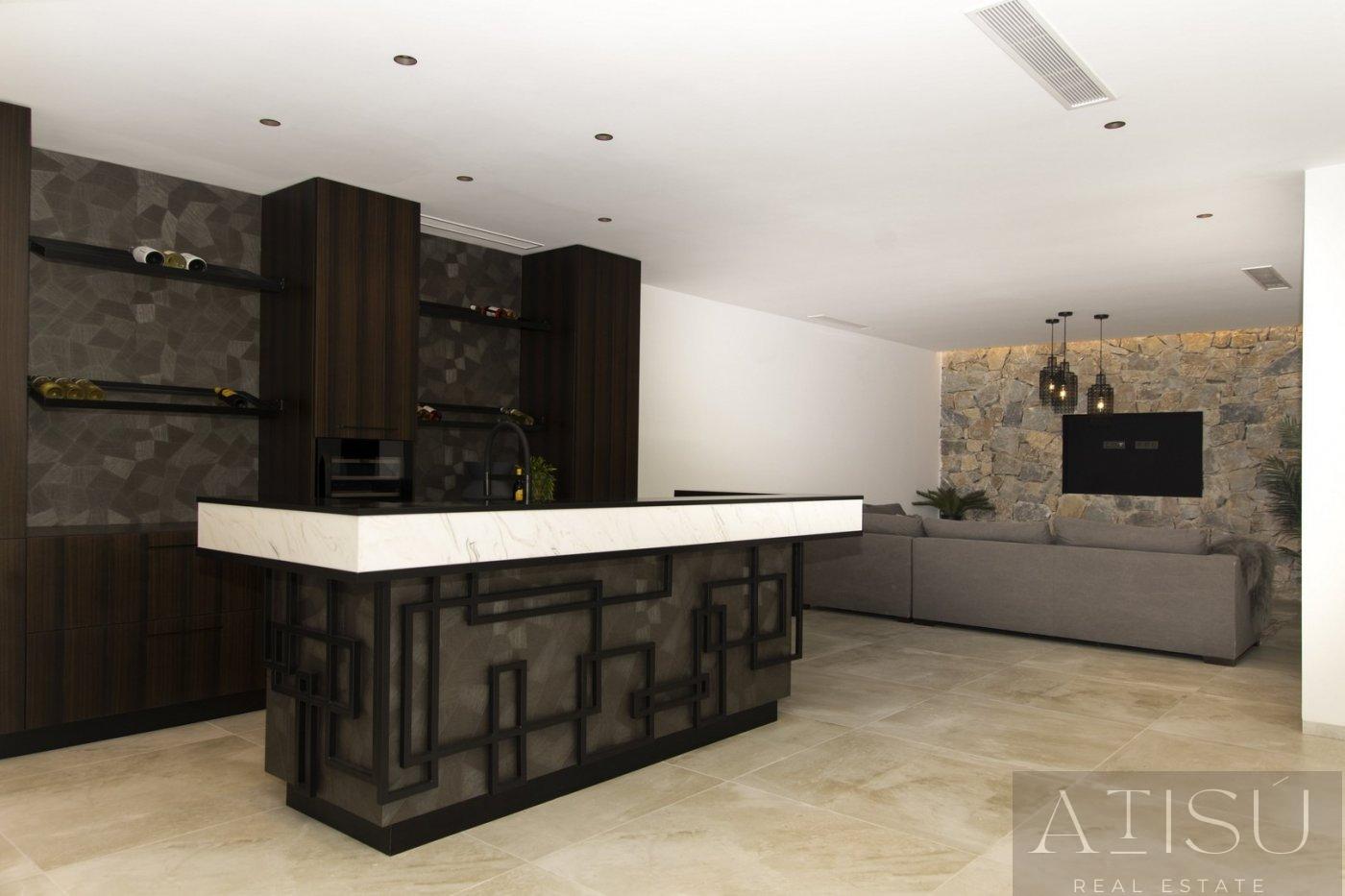 For sale of villa in Rojales
