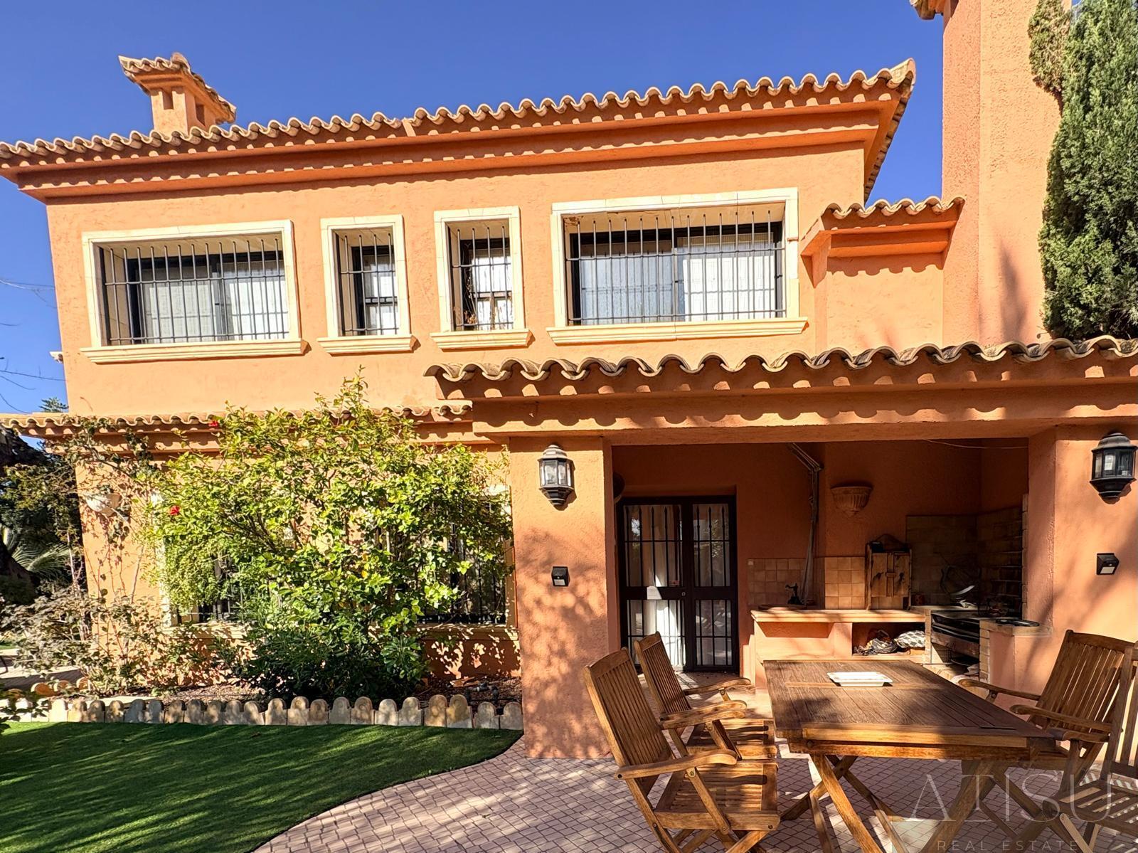 Alquiler de villa en Benidorm