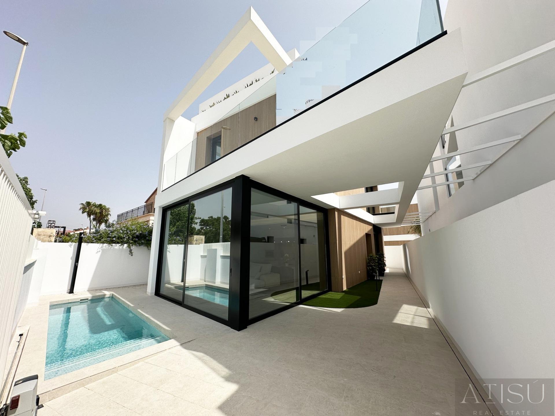 Venta de villa en Pilar de la horadada