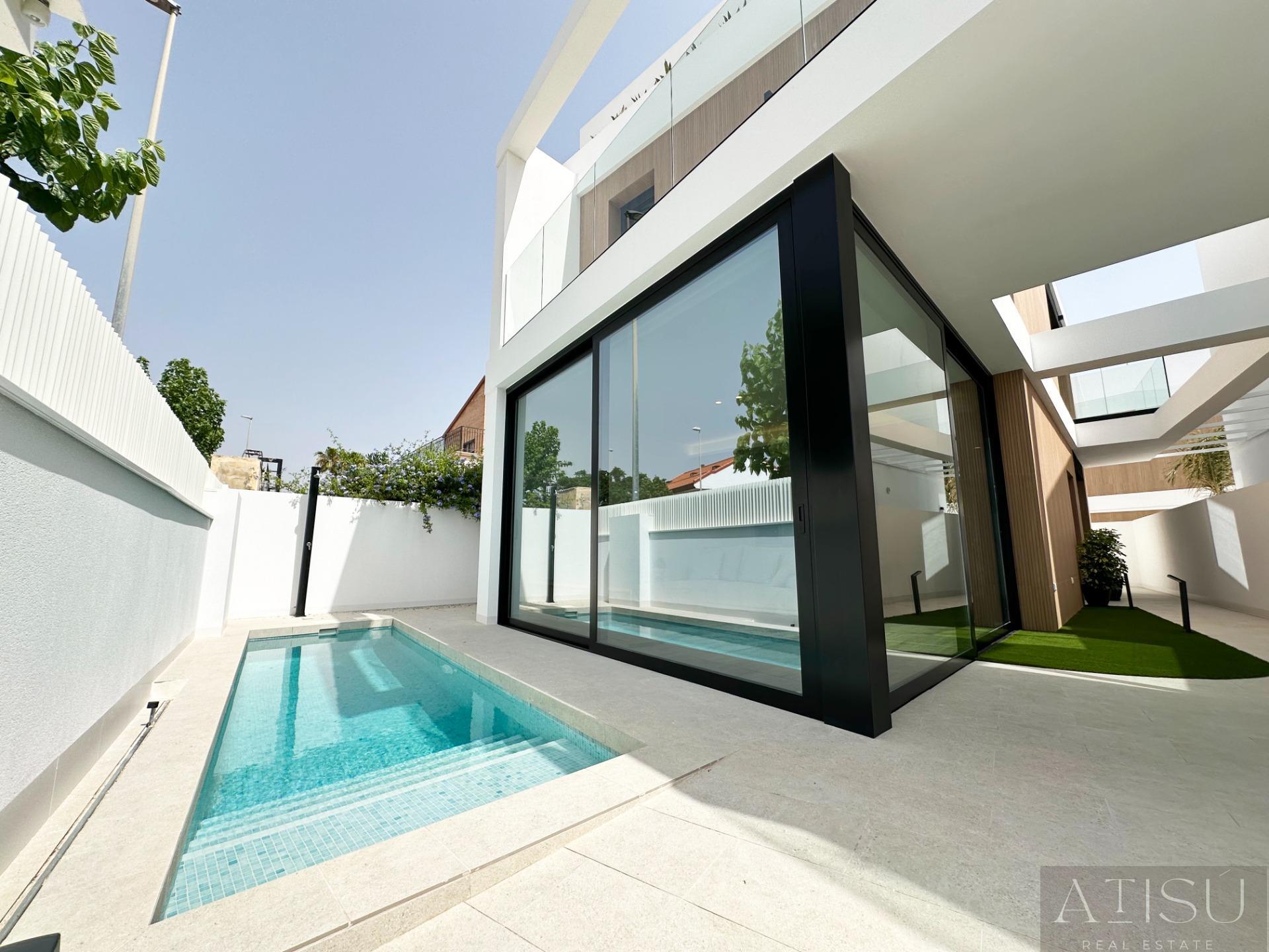 Venta de villa en Pilar de la horadada