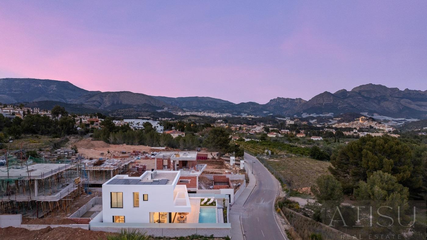 Venta de villa en Polop