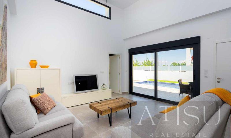 Venta de villa en Daya nueva