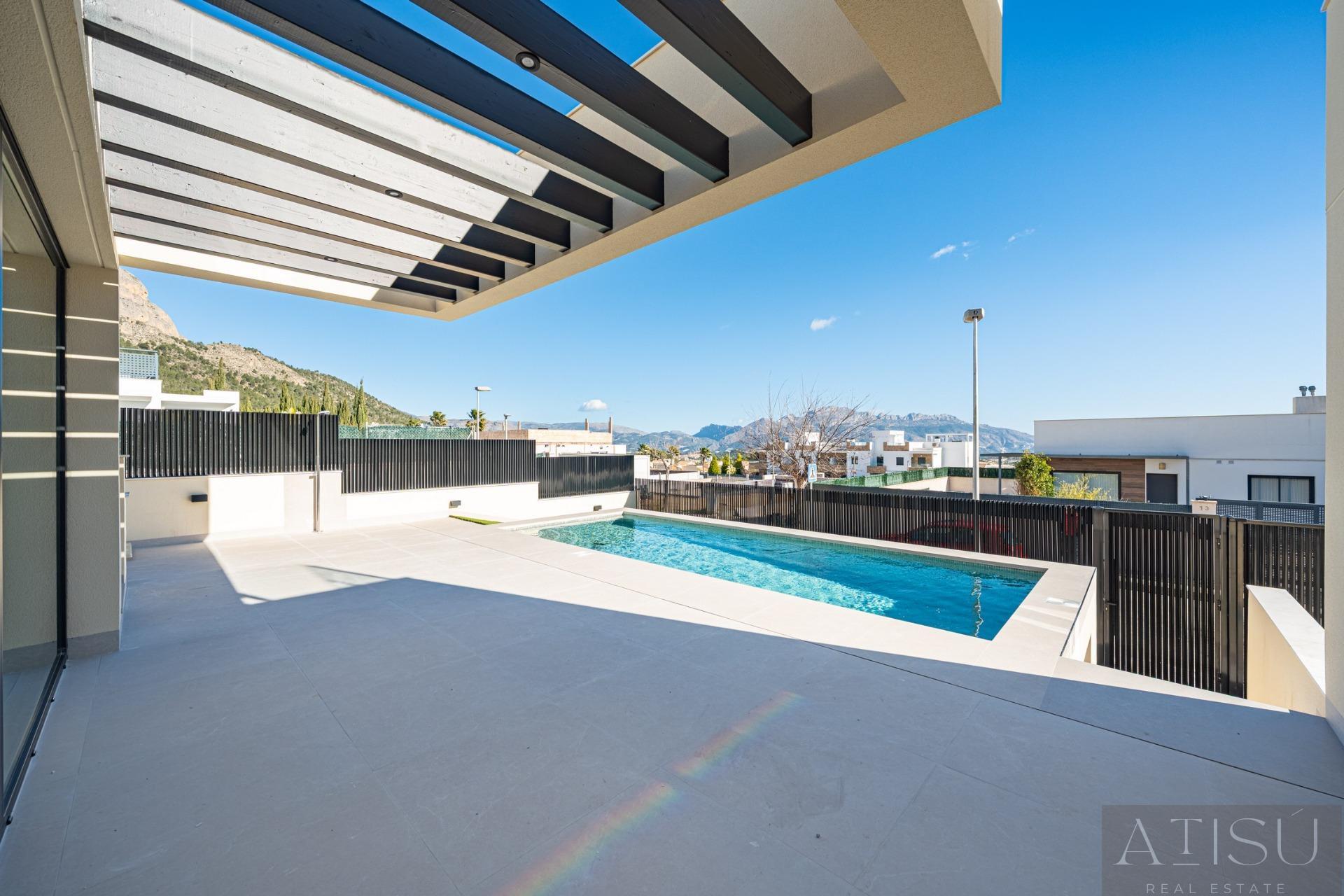 Venta de villa en Polop