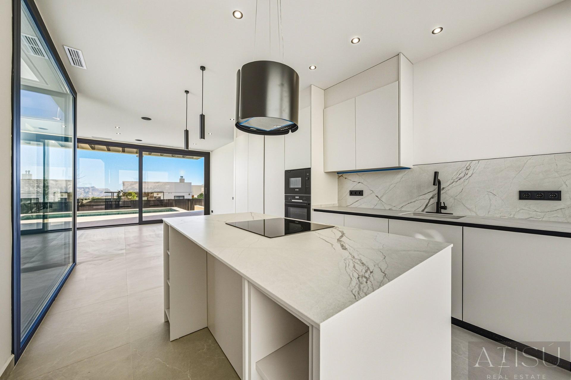 Venta de villa en Polop