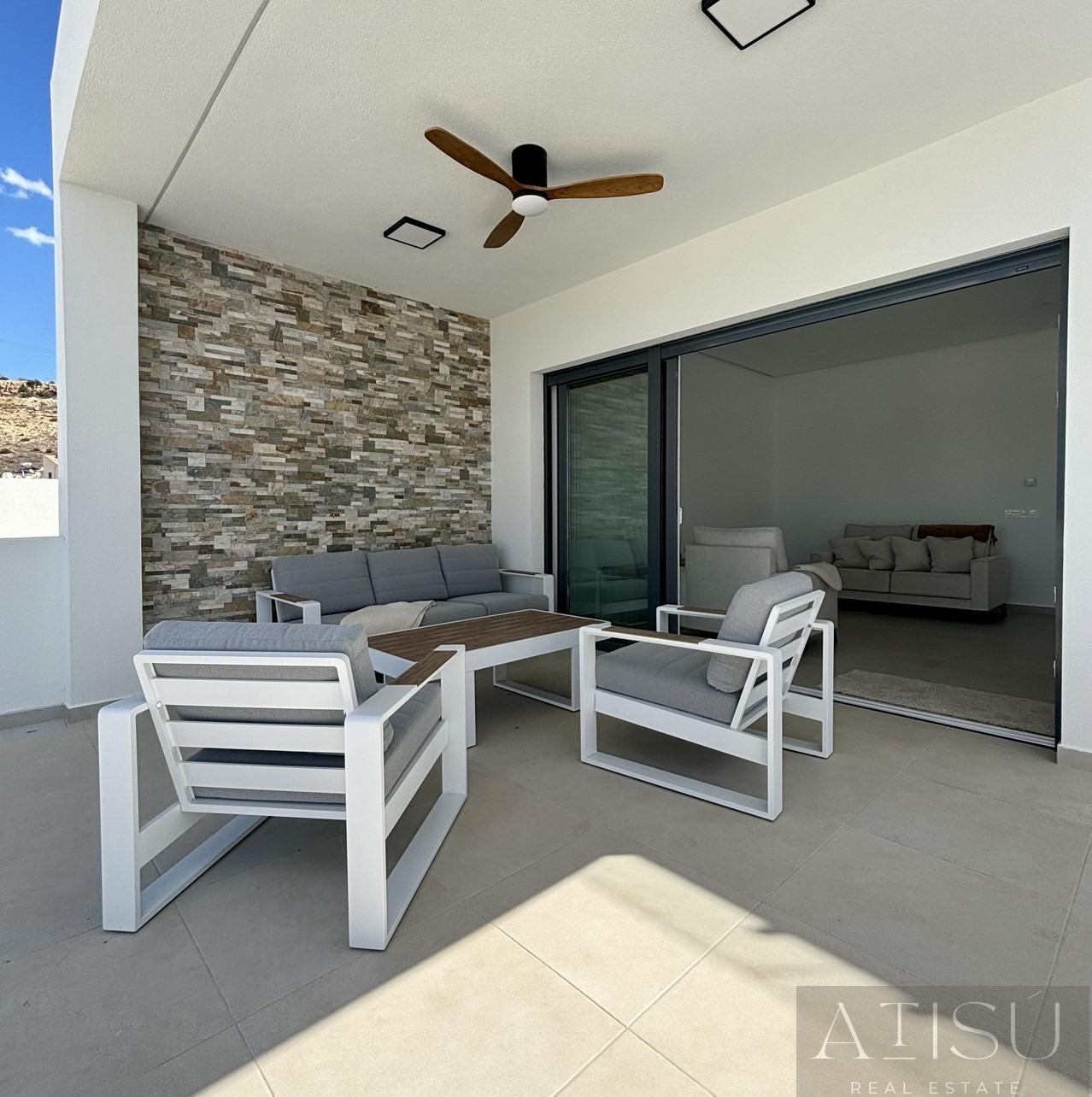 Venta de villa en Benijofar