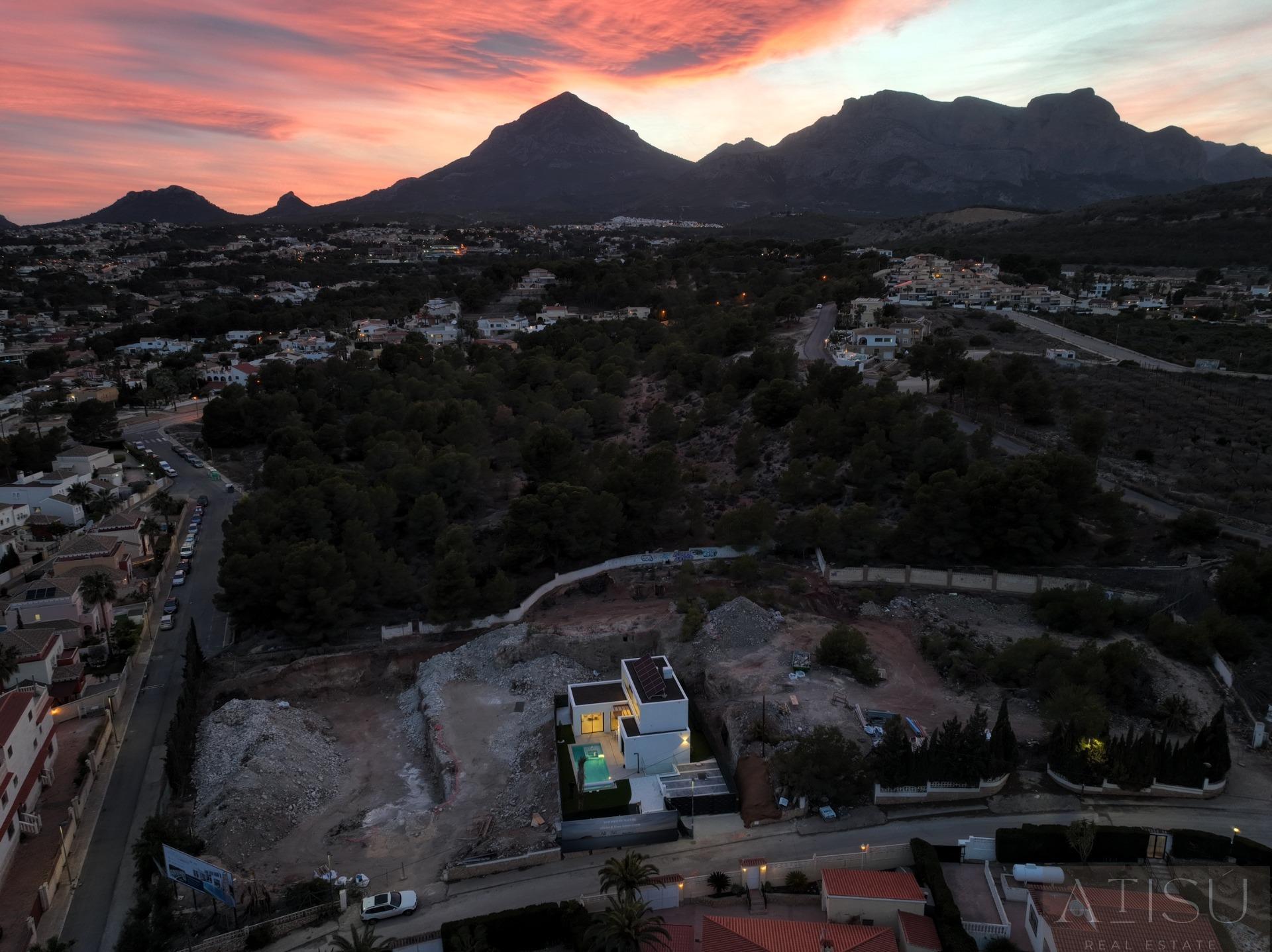 Venta de villa en Alfas del pi
