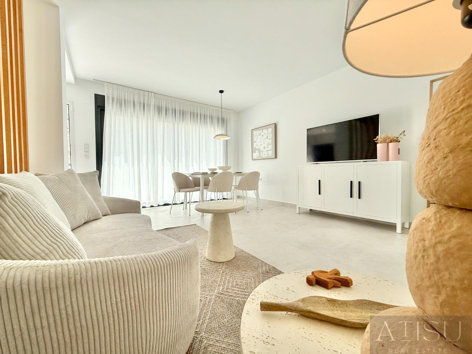 Venta de villa en Cox