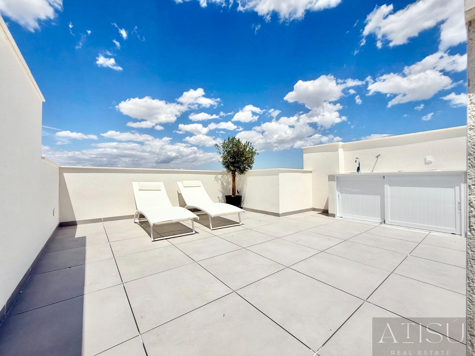 Venta de villa en Cox