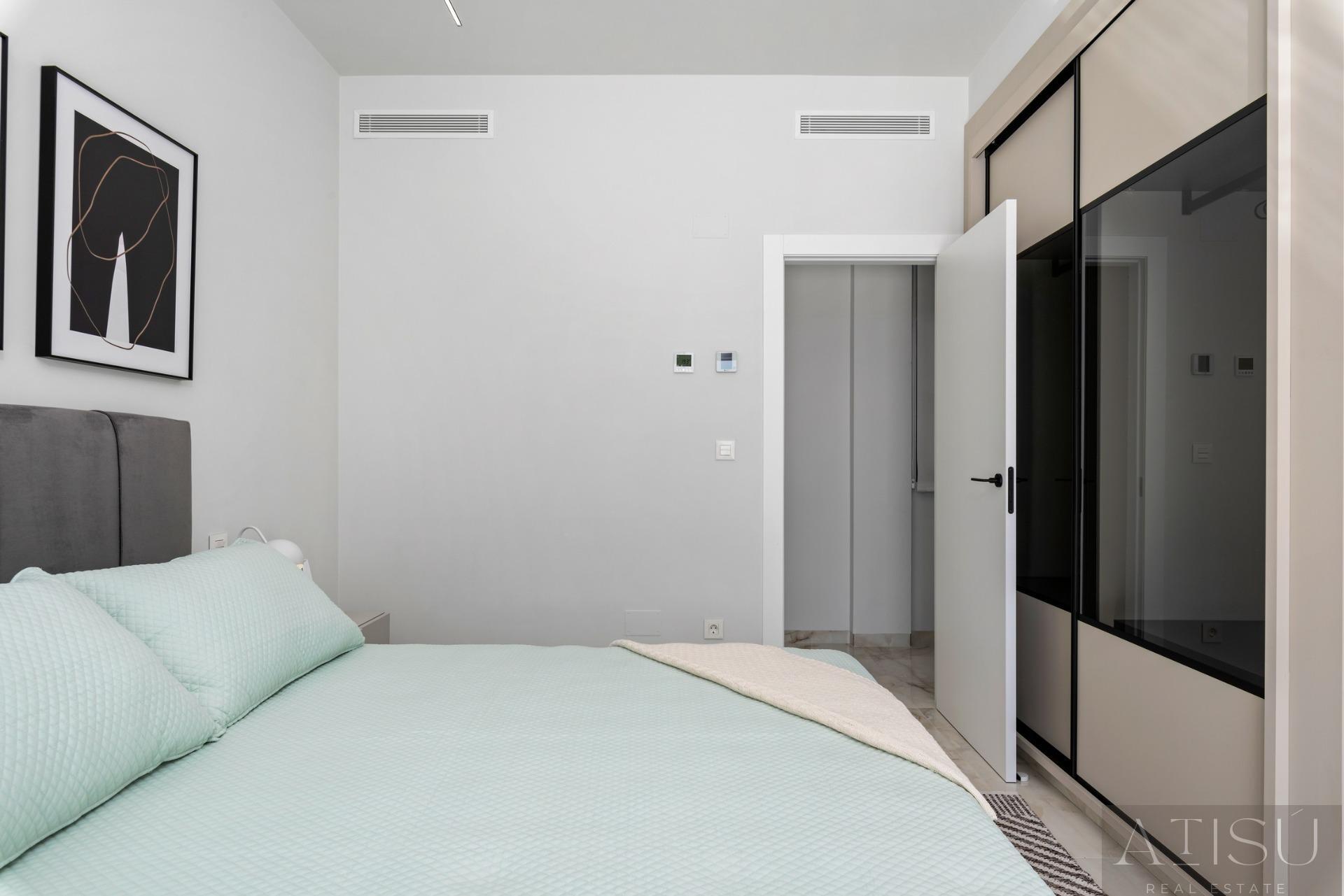 Venta de villa en Algorfa